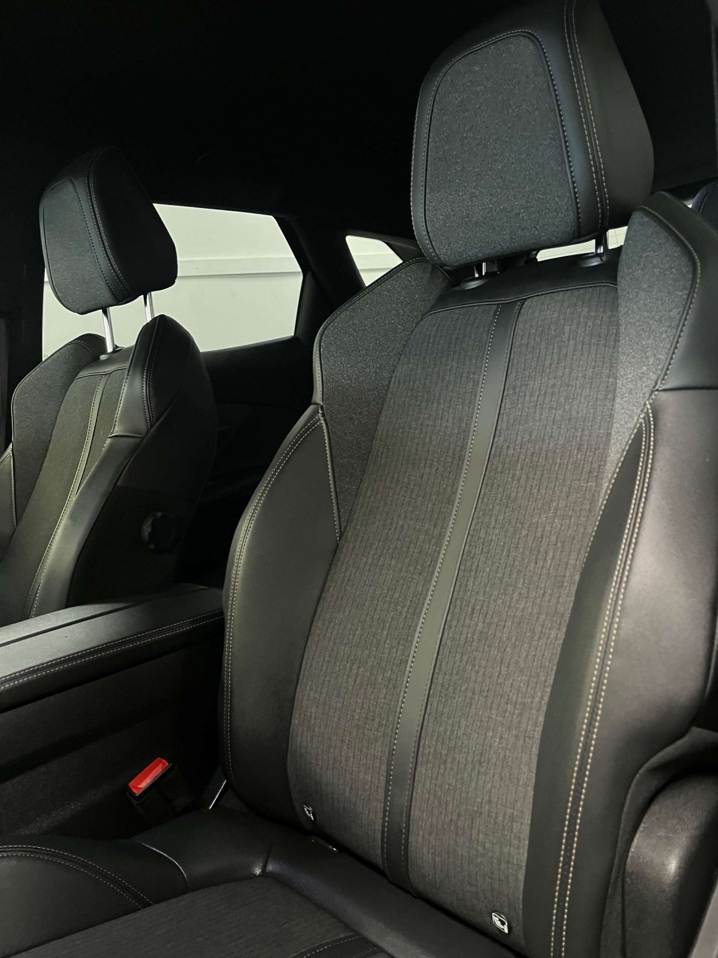 2019 Peugeot 3008 — image 42