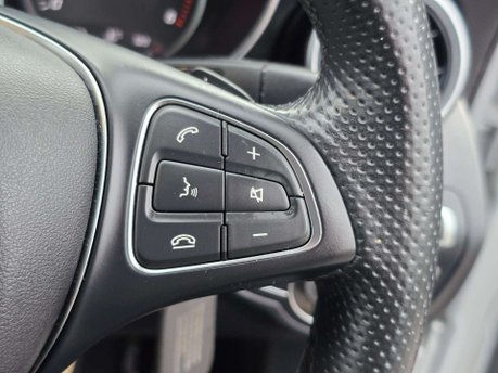 Mercedes-Benz C Class 2.1 C220 BlueTEC Sport Saloon 4dr Diesel G-Tronic+ Euro 6 (s/s) (170 ps) 25