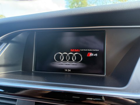 Audi S4 S4 AVANT QUATTRO BLACK EDITION 22