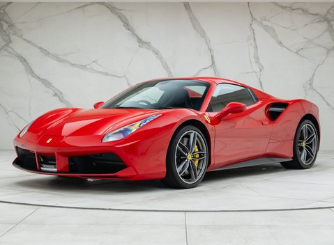 Ferrari 488 SPIDER 2