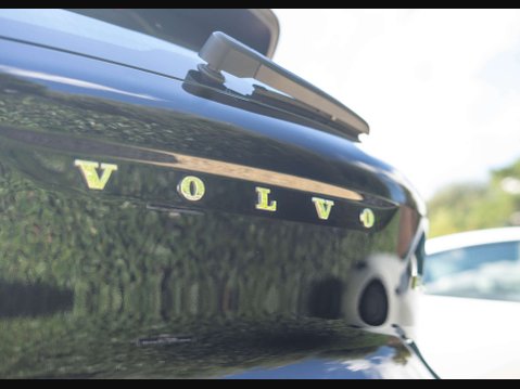 Volvo XC40 2.0 XC40 Inscription B4 MHEV AWD Auto 4WD 5dr 16