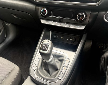 Hyundai KONA 1.0 Kona Premium TGDi MHEV 5dr 29