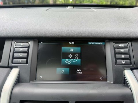 Land Rover Discovery Sport 2.0 Discovery Sport HSE TD4 Auto 4WD 5dr 42
