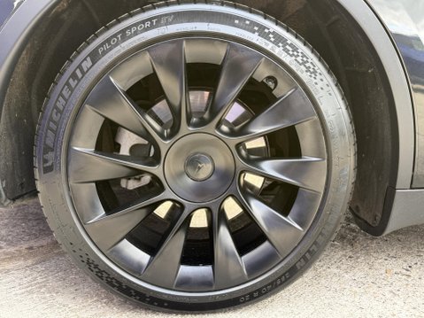 Tesla Model Y (Dual Motor) Long Range SUV 5dr Electric Auto 4WDE (384 bhp) 15