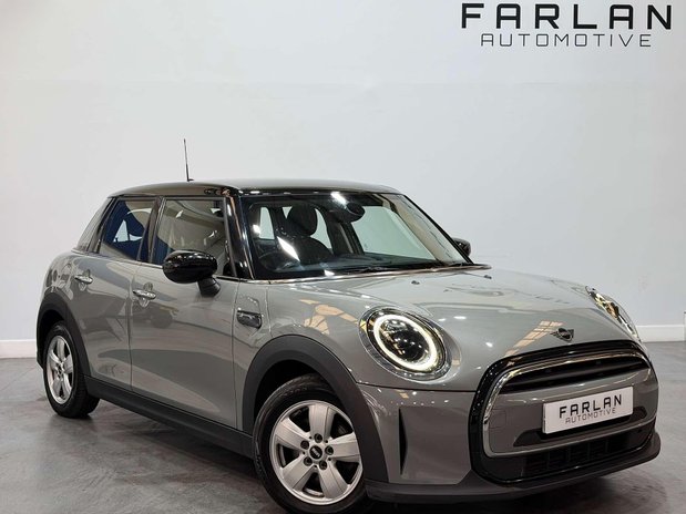 Mini Hatch 1.5 Cooper Classic Hatchback 5dr Petrol Steptronic Euro 6 (s/s) (136 ps) 