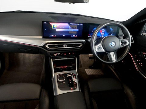 BMW 3 Series 2.0 330e 12kWh M Sport Saloon 4dr Petrol Plug-in Hybrid Auto Euro 6 (s/s) ( 18