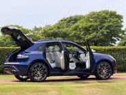 Porsche Macan S PDK 11