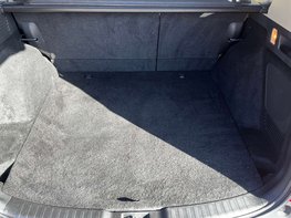 Honda CR-V 2.0 CR-V SR i-MMD CVT 4WD 5dr 83