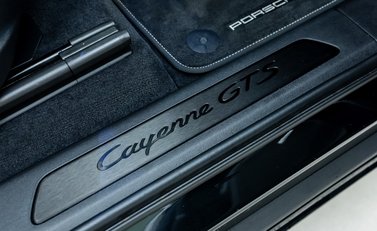 Porsche Cayenne GTS Coupe 24