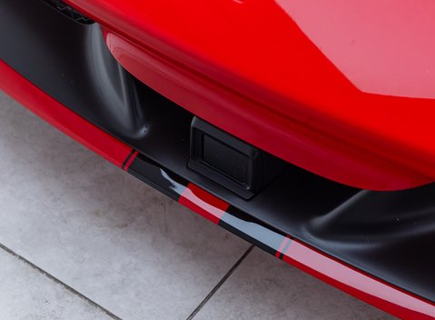 Ferrari F8 Spider 54