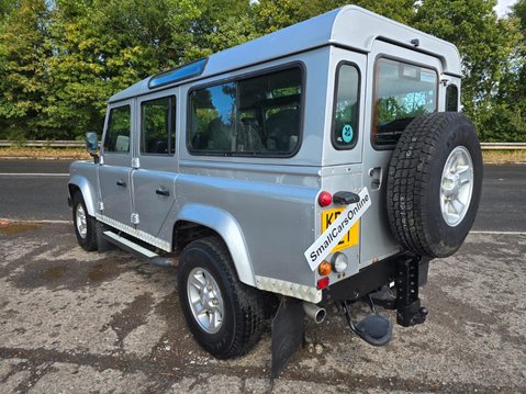 Land Rover Defender 110 TD5 XS STATION WAGON 3