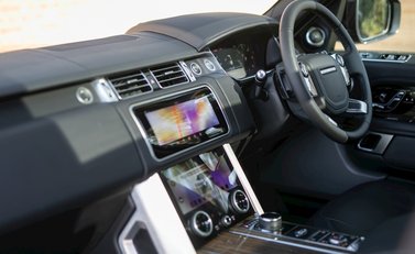 Land Rover Range Rover 4.4 SDV8 Vogue SE 16