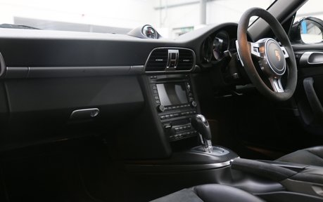 Porsche 911 Carrera GTS PDK - Aerokit and Just Serviced at Porsche Reading 5