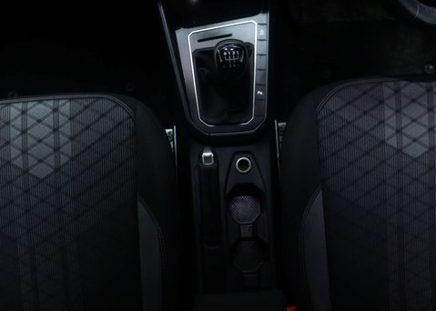 Volkswagen Polo 1.0 Polo R-Line TSi 5dr 20