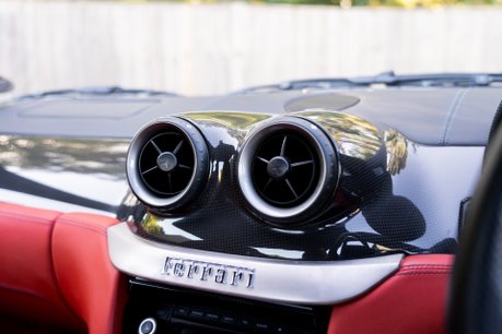 Ferrari 599 GTB FIORANO F1. COMPREHENSIVE HISTORY. CARBON FIBRE DRIVER ZONE. BOSE. 16