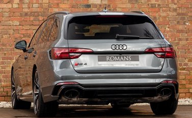 Audi RS4 Avant Sport Edition 3