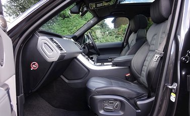 Land Rover Range Rover Sport 5.0 Autobiography Dynamic 18