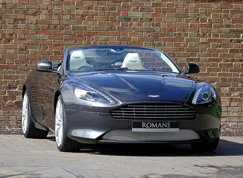Aston Martin DB9 Volante 1