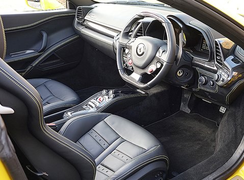 Ferrari 458 Spider 16