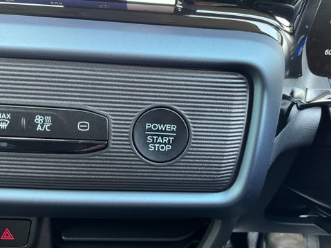 Ford Transit Courier 1.0 EcoBoost Active Auto SWB Euro 6 (s/s) 5dr 36
