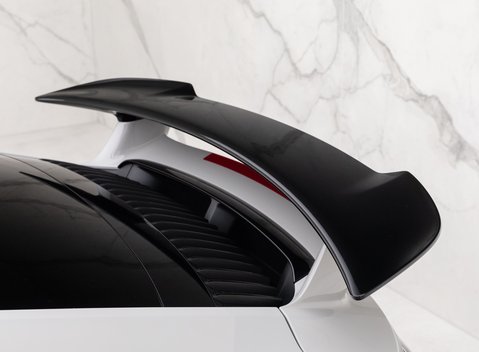 Porsche 911 CARRERA GTS (992) 24