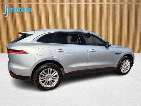 Jaguar F-Pace 2.0 D240 Portfolio SUV 5dr Diesel Auto AWD Euro 6 (s/s) (240 ps) 16