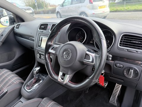 Volkswagen Golf 2.0 GTI 5DR 9
