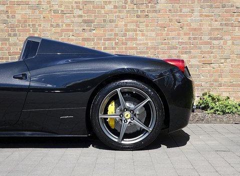 Ferrari 458 Spider 7