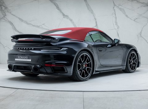 Porsche 911 Turbo Cabriolet (992) 8