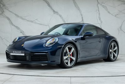 Porsche 911 Carrera S (992)