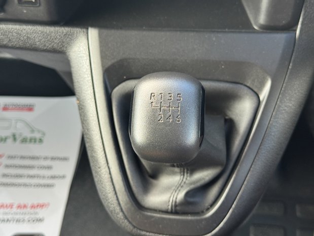 Vauxhall Vivaro SWB L1H1 Low Roof Prime 2900 Air Con Sensors EURO 6 34