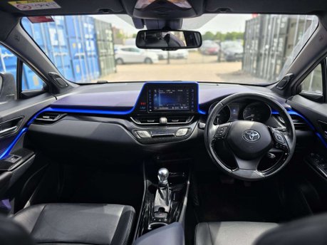 Toyota C-HR 1.8 VVT-h Dynamic SUV 5dr Petrol Hybrid CVT Euro 6 (s/s) (122 ps) 14