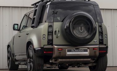 Land Rover Defender 110 X P400 3