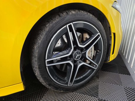 Mercedes-Benz A Class 2.0 A35 AMG (Premium Plus) Hatchback 5dr Petrol SpdS DCT 4MATIC Euro 6 (s/s 21