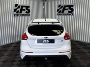 Ford Focus 2.3T EcoBoost RS Hatchback 5dr Petrol Manual AWD Euro 6 (s/s) (350 ps) 28