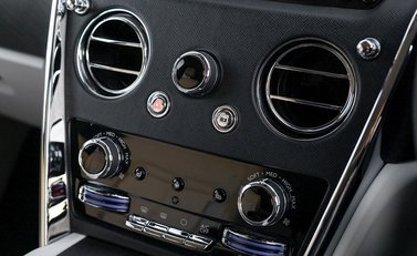 Rolls-Royce Cullinan 25