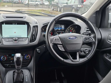 Ford Kuga 2.0 TDCi Titanium SUV 5dr Diesel Powershift AWD Euro 6 (s/s) (180 ps) 38