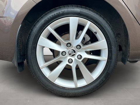 Skoda Octavia 1.5 TSI SE L 5dr 11
