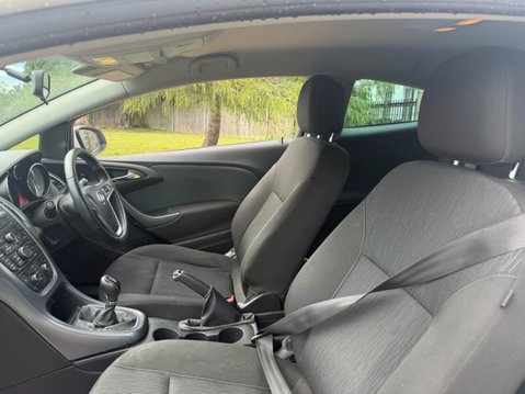 Vauxhall Astra GTC 1.6i Turbo Limited Edition Coupe 3dr Petrol Manual Euro 6 (s/s) (200 ps) 20