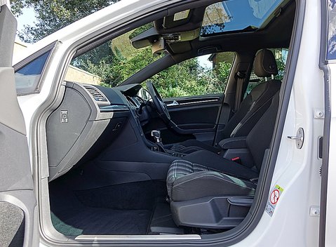 Volkswagen Golf GTD 2.0 TDi 14