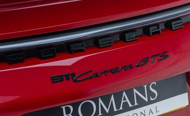 Porsche 911 Carrera GTS (992) 40