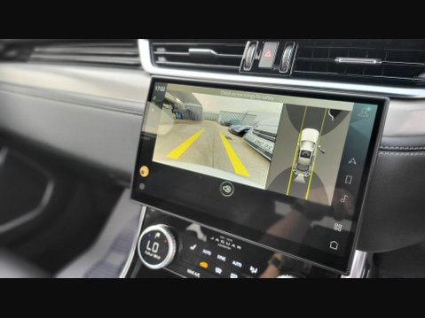 Jaguar XF R-DYNAMIC S 30