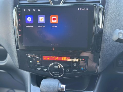 Nissan Serena 2.0 Petrol Hybrid 8 Seater 38