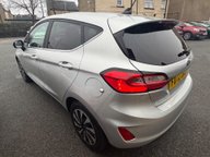 Ford Fiesta TITANIUM 6