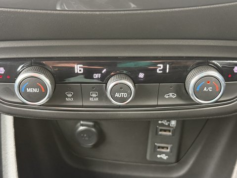 Vauxhall Crossland 1.2 Turbo [130] Ultimate 5dr Auto 25