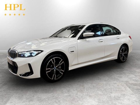 BMW 3 Series 2.0 330e 12kWh M Sport Saloon 4dr Petrol Plug-in Hybrid Auto Euro 6 (s/s) ( 3