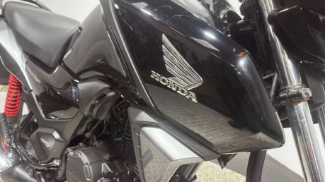 Honda CB 2021 17k NEW MOT GREAT CONDITION 125CC LEARNER BIKE CBF125 17