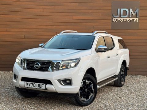 Nissan Navara 2.3 Navara Tekna dCi Auto 4WD 5dr 10