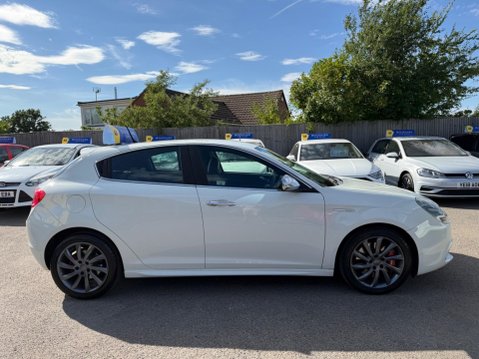 Alfa Romeo Giulietta 1.4 TB MultiAir Veloce TCT Euro 5 (s/s) 5dr 6