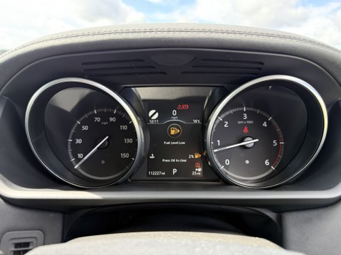 Land Rover Discovery TD6 HSE 22